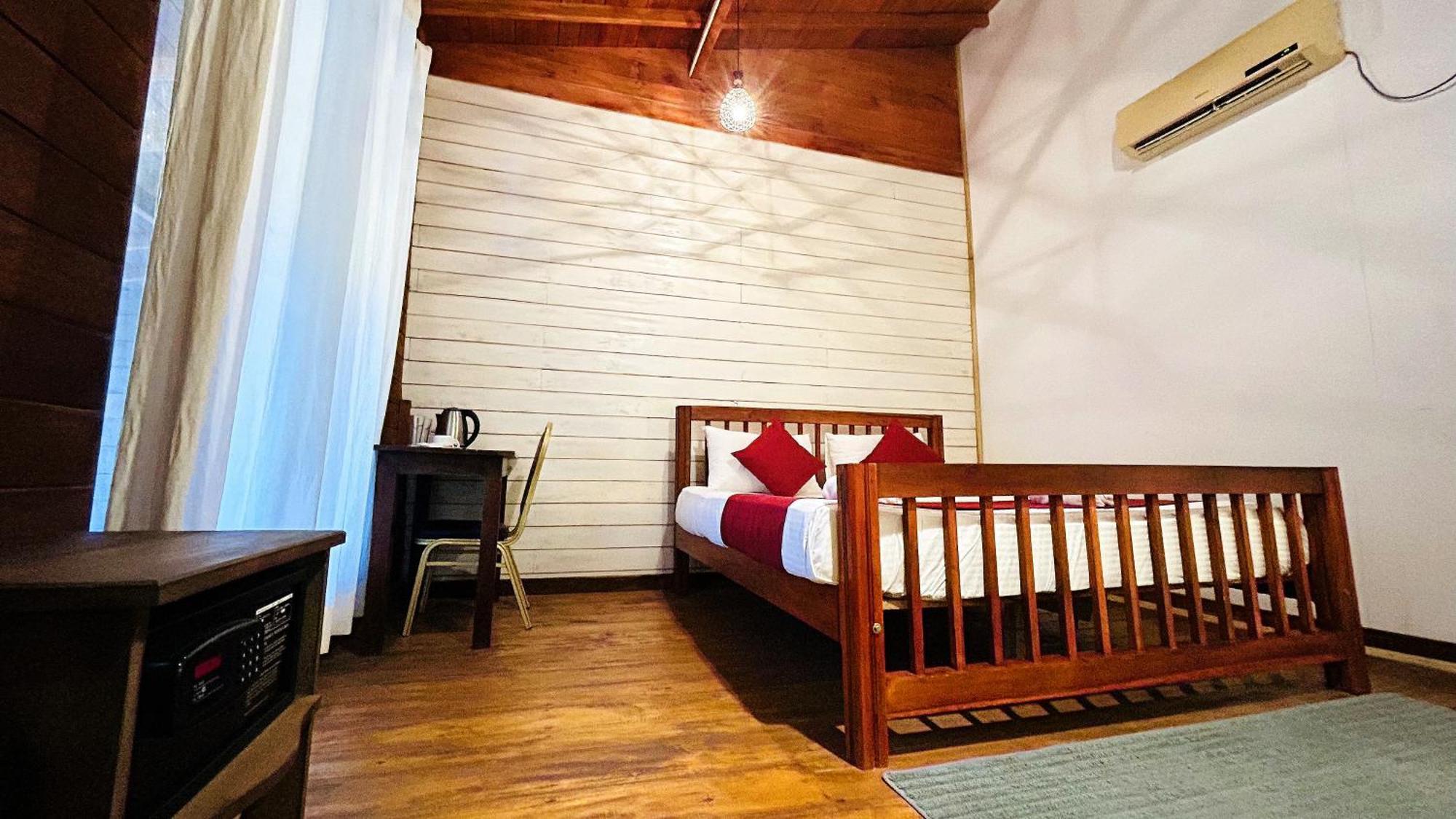 Wood Lodge Мирисса Экстерьер фото